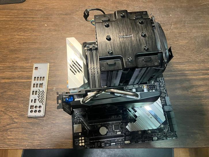 Asus Prime X399-A TR4 / AMD 1920x 12core/24 threads Set, Computers en Software, Moederborden, Gebruikt, AMD, DDR4, Ophalen of Verzenden