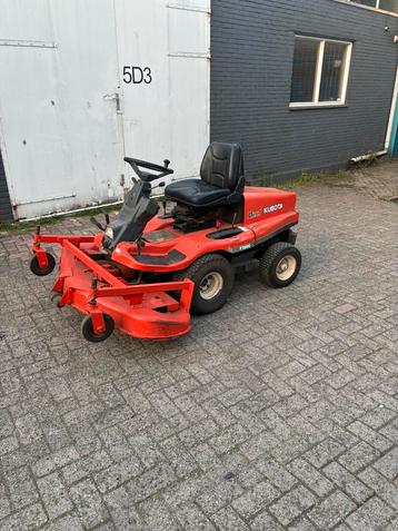 Kubota f1900 frontmaaier diesel beschikbaar voor biedingen