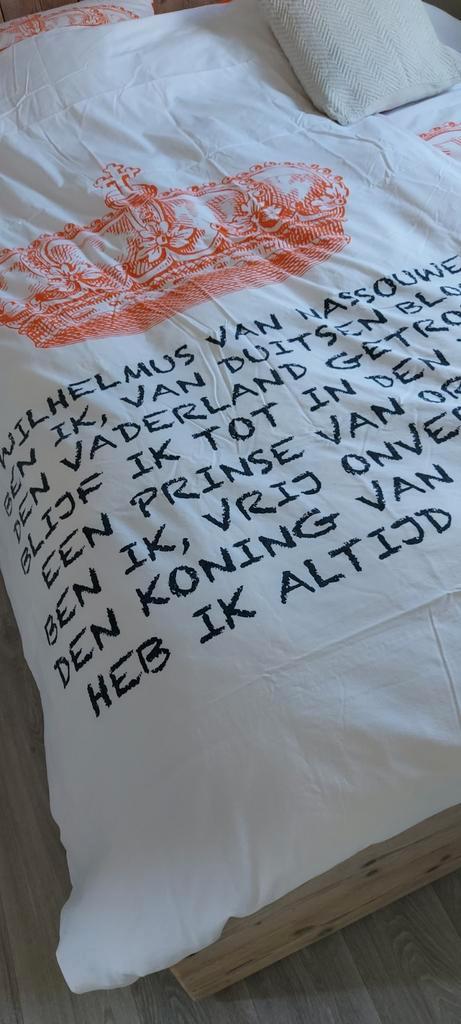 Wilhelmus dekbedovertrek 2x, Huis en Inrichting, Slaapkamer | Beddengoed, Zo goed als nieuw, Dekbedovertrek, Eenpersoons, Ophalen of Verzenden