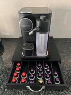 Nespresso Gran Lattissima + cupjeslade, Afneembaar waterreservoir, Ophalen of Verzenden, Zo goed als nieuw, Koffiemachine