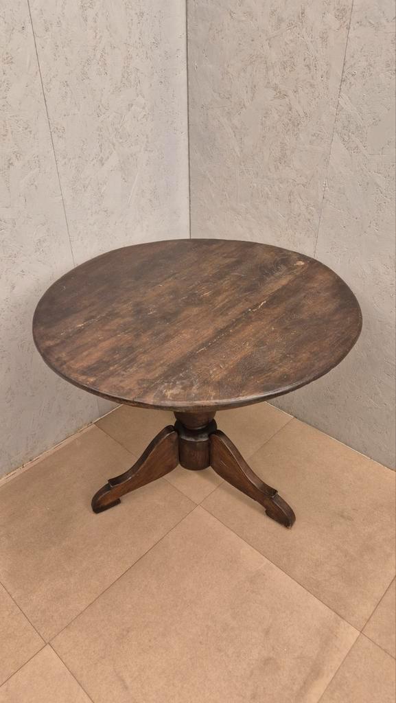 Massief houten ronde tafel – klassiek landelijk met karakter, Huis en Inrichting, Tafels | Bijzettafels, Zo goed als nieuw, Rond