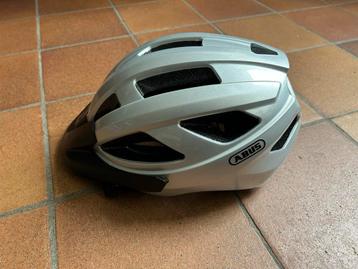 Fietshelm - veilig op pad! beschikbaar voor biedingen