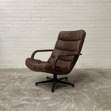 Leren Artifort fauteuil design stoel bruin leer beschikbaar voor biedingen