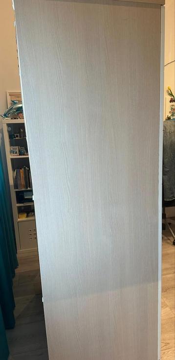 Mooie kledingkast - afbeelding 3