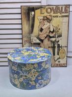 Leuke kartonnen doos ,hoedendoos, Ophalen of Verzenden