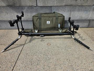 Solar Tackle Blacklite Worldwide Pod beschikbaar voor biedingen