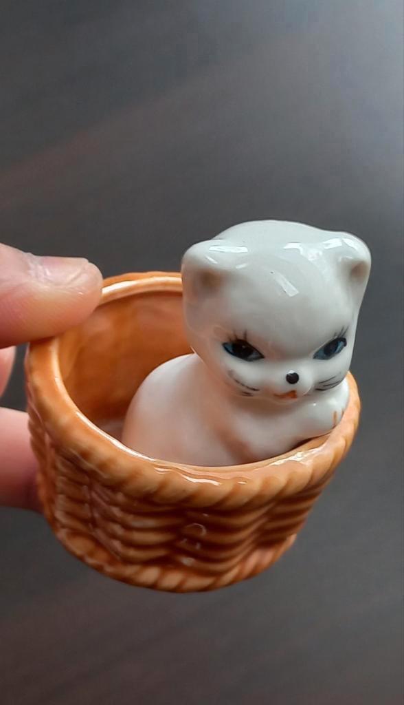 Vintage geglazuurd keramieken poes beeldje - nr 2, Antiek en Kunst, Antiek | Keramiek en Aardewerk, Ophalen of Verzenden