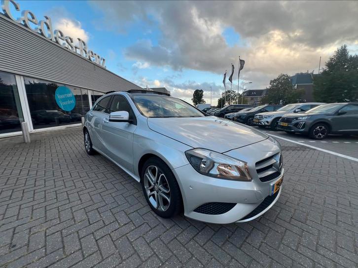 Een nette mercedes A klasse 180 met panorama dak, Auto's, Mercedes-Benz, Particulier, A-Klasse, Benzine, A, Hatchback, Automaat