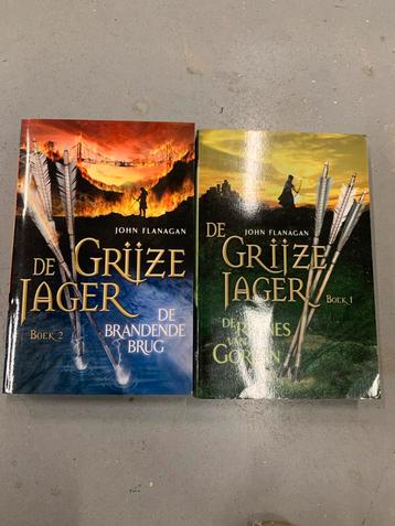 De Grijze Jager Boek 1 & 2 - John Flanagan beschikbaar voor biedingen