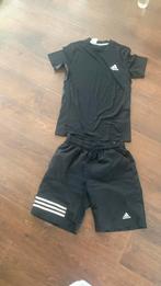 Zwart adidas sport setje maat 14y, Kinderen en Baby's, Kinderkleding | Maat 164, Adidas, Ophalen of Verzenden, Zo goed als nieuw