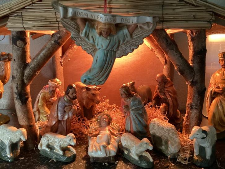 Kerststal met beelden , gemerkt , Lumen Venlo. Begin 1950, Diversen, Kerst, Gebruikt, Ophalen