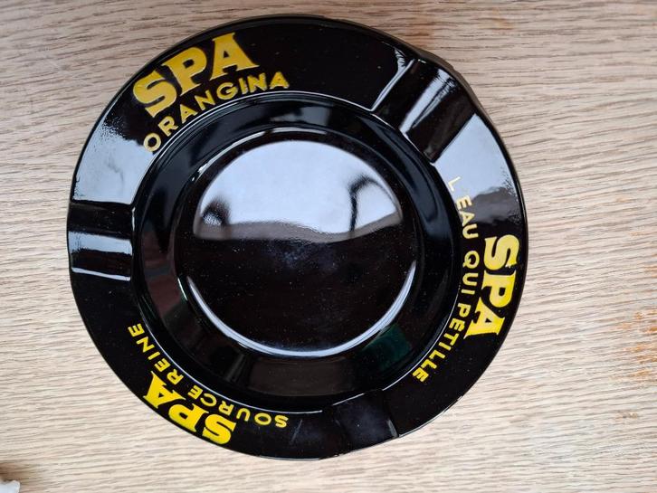 Prachtige asbak Spa orangina - eau - source de la Reine, Verzamelen, Merken en Reclamevoorwerpen, Nieuw, Gebruiksvoorwerp, Ophalen of Verzenden