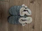 Leuke warme sloffen - Maat 37, Ophalen of Verzenden, Gedragen, Blauw, Pantoffels of Sloffen