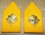 Set Kraagstukken Regiment Bevoorrading en Transport Troepen, Ophalen of Verzenden, Landmacht, Nederland, Embleem of Badge