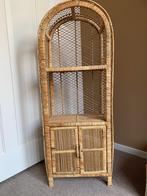 Prachtig mooi rotan kastje, Kinderen en Baby's, Kinderkamer | Commodes en Kasten, Ophalen, 105 cm of meer, Zo goed als nieuw, Minder dan 50 cm