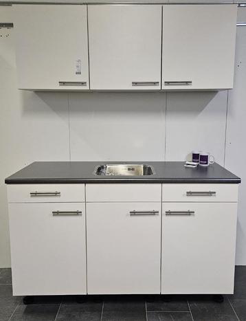NIEUWE BRUYNZEEL Keuken 150 cm breed / INNOVARE OUTLET beschikbaar voor biedingen