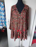 Purple Queen Ibiza Jurk - One Size gebloemd zwart rood oranj, Paars, Maat 46/48 (XL) of groter, Ophalen of Verzenden, Zo goed als nieuw