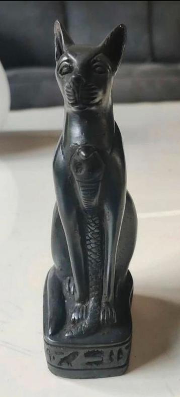 Egyptisch Bastet-katbeeldje/godheid beschikbaar voor biedingen