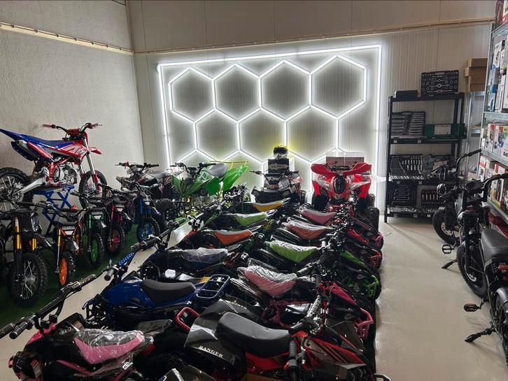 Nieuwe elektrische en benzine kinder crossmotor en quads, Kinderen en Baby's, Speelgoed | Buiten | Accuvoertuigen, Nieuw, Ophalen