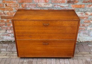 Vintage, design kast. Schoenenkast.  beschikbaar voor biedingen