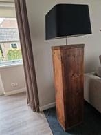 Stoere Staande Lamp van Bielzen/Steigerhout, Huis en Inrichting, Lampen | Vloerlampen, Ophalen, Gebruikt, Hout, 150 tot 200 cm
