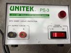 Omvormer 220 > 12V - Unitek PS-3, Doe-het-zelf en Verbouw, Elektra en Kabels, Ophalen, Gebruikt, Overige typen