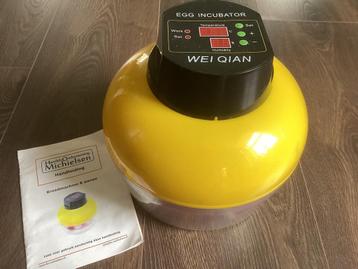 Broedmachine te koop voor 8 eieren beschikbaar voor biedingen