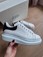 Alexander McQueen Oversized Sneakers – maat 37.5, Wit, Ophalen of Verzenden, Alexander mcqueen, Sneakers of Gympen