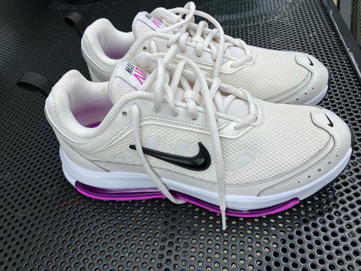 Nike Air Max 38,5, Kleding | Dames, Schoenen, Nieuw, Sneakers of Gympen, Wit, Ophalen of Verzenden