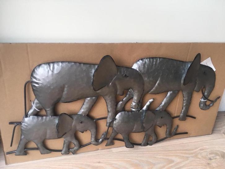 🐘Metalen 3d Olifanten Art 85x40cm - Zeer apart aan de muur, Huis en Inrichting, Woonaccessoires | Schilderijen, Tekeningen en Foto's