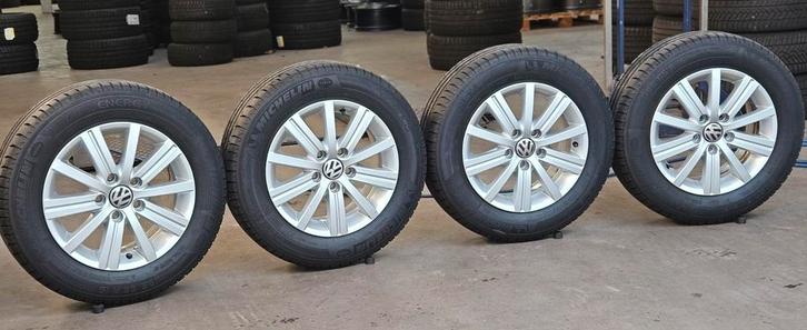 Nette 15" Orig VW Golf Caddy Velgen+Goede Michelin Banden, Auto-onderdelen, Banden en Velgen, Banden en Velgen, Zomerbanden, 15 inch