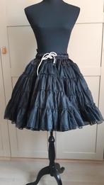 Zwarte Petticoat - Vol en Fluffy!, Ophalen of Verzenden, Zo goed als nieuw, Maat 42/44 (L), Carnaval