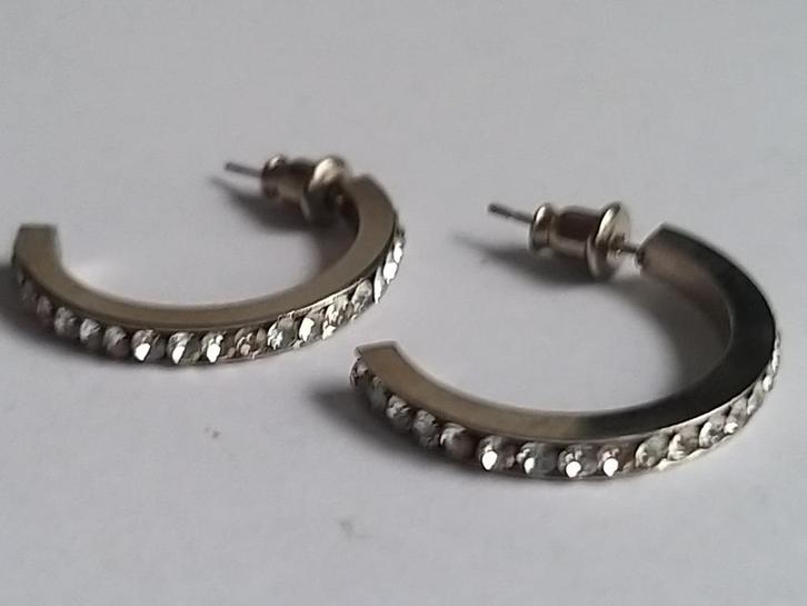 Vintage 80'er jaren strass creolen steker oorbellen, Sieraden, Tassen en Uiterlijk, Oorbellen, Gebruikt, Knopjes of Stekers, Overige materialen