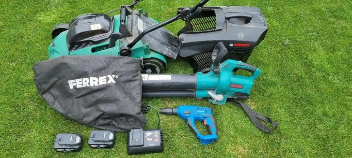 Bladzuiger, Grasmaaier, Boormachine, Tuin en Terras, Hand-tuingereedschap, Zo goed als nieuw, Overige soorten, Ophalen