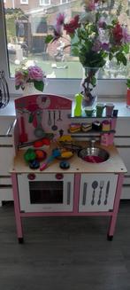 Leuke keukentje voor kleine kindjes, Kinderen en Baby's, Ophalen of Verzenden, Zo goed als nieuw, Hout