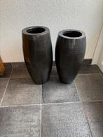 Te koop twee bloempotten, Ophalen, Gebruikt, Rond, Binnen