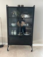 Woood metalen vitrinekast zwart, Ophalen, 100 tot 150 cm, Zo goed als nieuw, Metaal