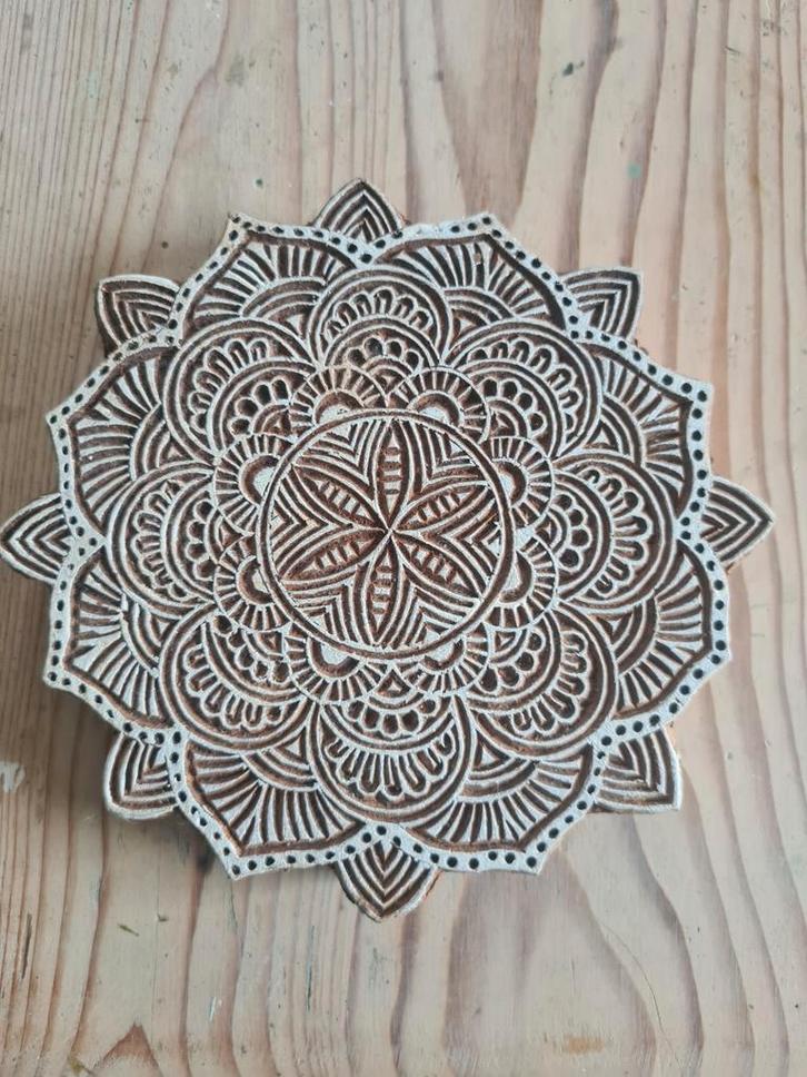 Mooie houten batik stempel uit India, Hobby en Vrije tijd, Stempelen, Zo goed als nieuw, Houten stempel, Ophalen of Verzenden
