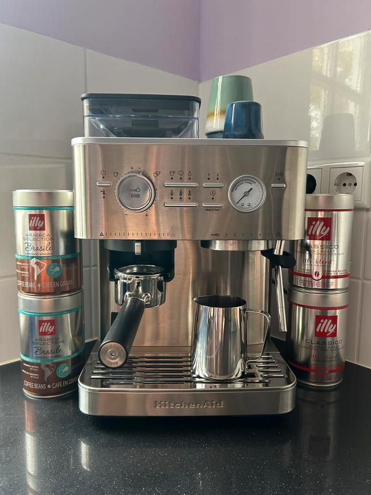 KitchenAid Halfautomatische Espressomachine met Koffiemolen, Witgoed en Apparatuur, Koffiezetapparaten, Zo goed als nieuw, Espresso apparaat