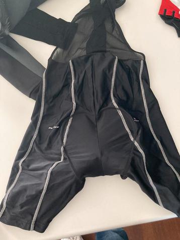 Racefiets outfit zowel zomer als winter beschikbaar voor biedingen