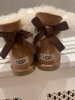 Ugg bailey maat 32,5, UGG, Meisje, Ophalen of Verzenden, Laarzen