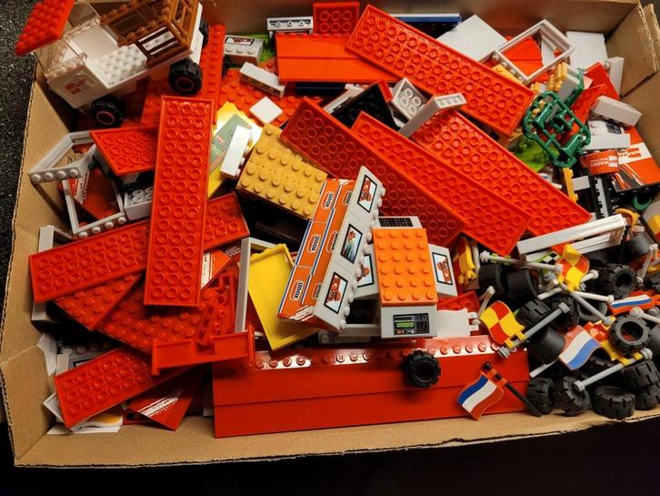 Racecircuit / voetbalstadion / bus / boerderij / bouwplaten, Kinderen en Baby's, Speelgoed | Duplo en Lego, Zo goed als nieuw