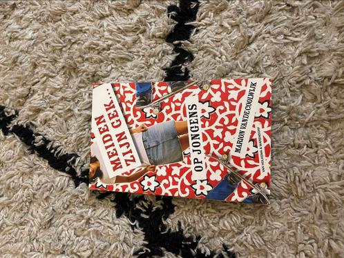 Marion van de Coolwijk - Meiden zijn gek....op jongens, Boeken, Kinderboeken | Jeugd | 10 tot 12 jaar, Zo goed als nieuw, Ophalen of Verzenden
