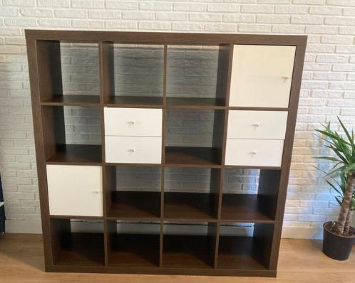 Kallax kast ikea 16 vaks vakkenkast donker bruin, Huis en Inrichting, Kasten | Boekenkasten, Gebruikt, 100 tot 150 cm, 100 tot 150 cm