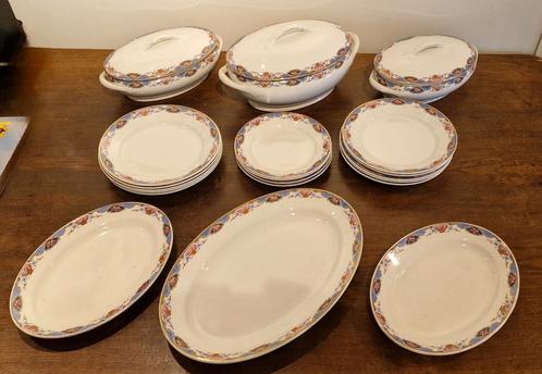 Eetservies van Societe Ceramique uit 1931, Antiek en Kunst, Antiek | Servies compleet, Ophalen of Verzenden