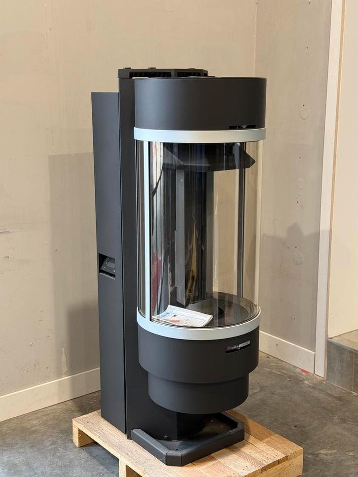 Nieuwe thermorossi Bellavista pelletkachel, Huis en Inrichting, Kachels, Nieuw, Vrijstaand, Houtkachel, Hout, Ophalen