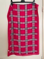 Sjaal Kleur Rood , wit en zwart., Ophalen of Verzenden, Zo goed als nieuw, Sjaal