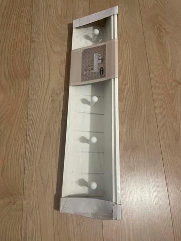 Nieuwe houten kapstok met haken - 56cm beschikbaar voor biedingen