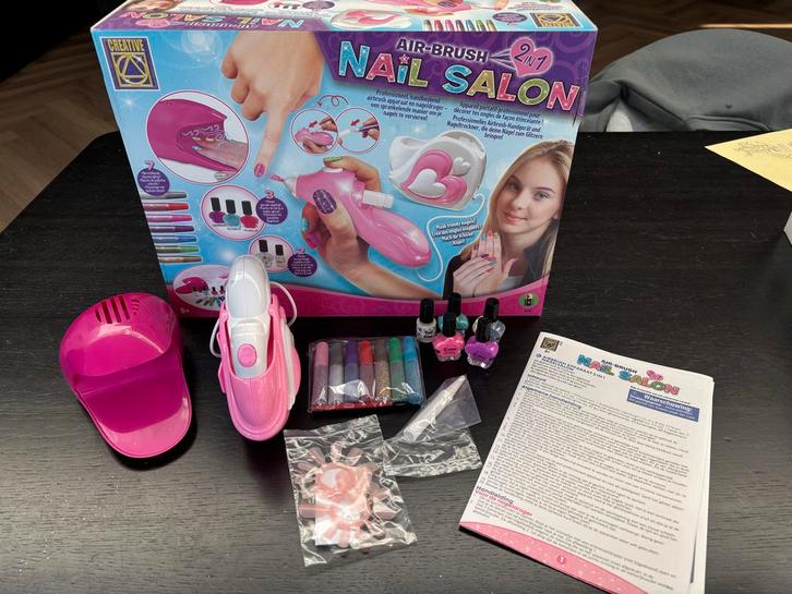 Air Brush Nail Salon - Nagelstudio, Kinderen en Baby's, Speelgoed | Educatief en Creatief, Zo goed als nieuw, Knutselen, Ophalen