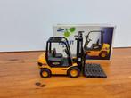 schaalmodel heftruck samsung sf20d, Hobby en Vrije tijd, Modelauto's | Overige schalen, Ophalen of Verzenden, Zo goed als nieuw